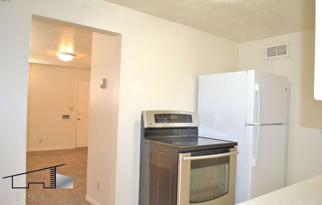 1 bed, 1 bath, 600 sqft, $895, Unit #4