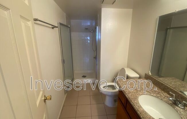 310 N MOORE AVE