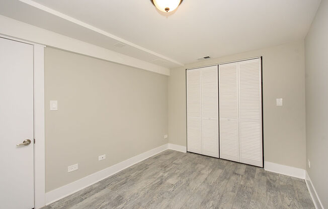 2536 N Kimball Ave, Chicago IL 102