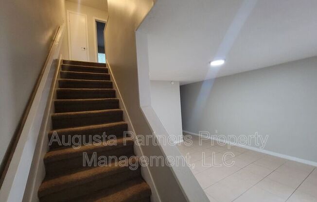 151 CHALET N CT
