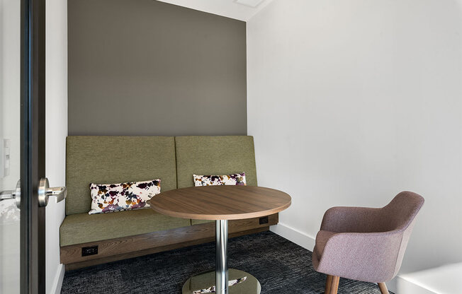 waterford bluffs Huddle Rooms