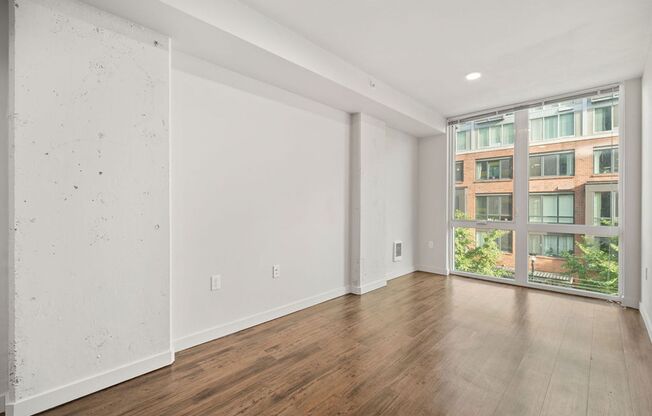 2 beds, 1 bath, 660 sqft, $2,850, Unit 311