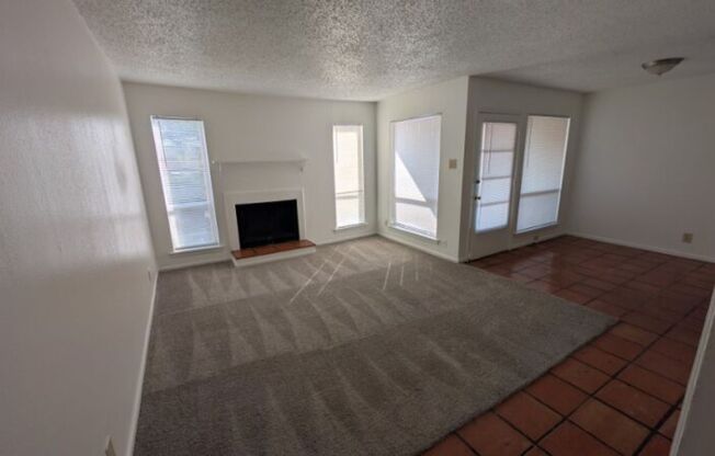1 bed, 1 bath, 760 sqft, $800, Unit *266