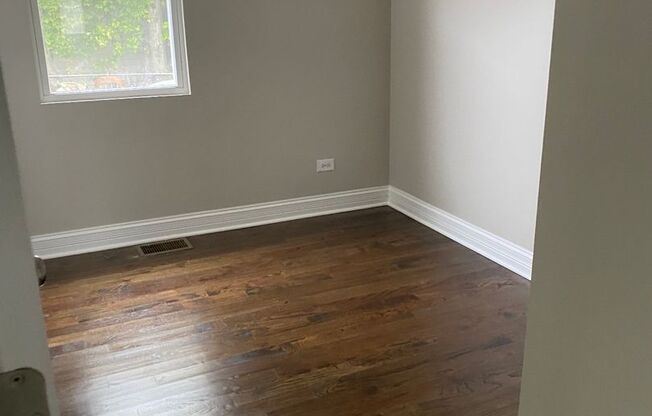 7040 S.  Emerald Ave.