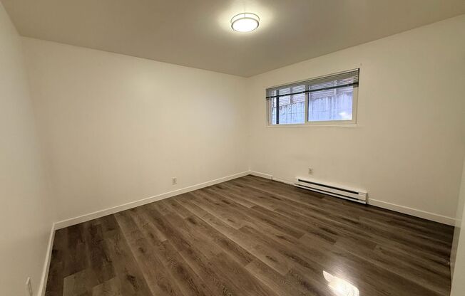 2 beds, 1 bath, 775 sqft, $2,045, Unit 205