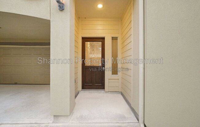 1333 W 21 ST