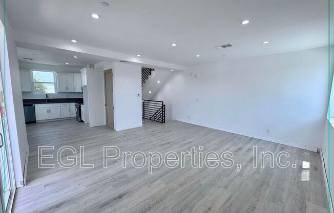 15314 GREVILLEA AVE
