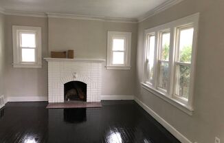 3 BED 1 BATH SINGLE FAMILY HOME IN CLEVELAND HEIGHTS!