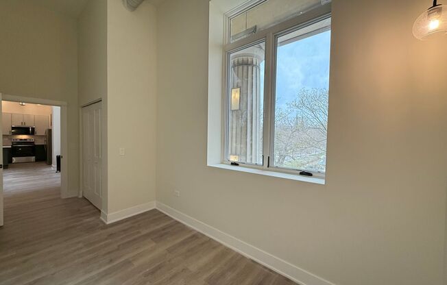 2 beds, 2 baths, 1,000 sqft, $4,985, Unit 201