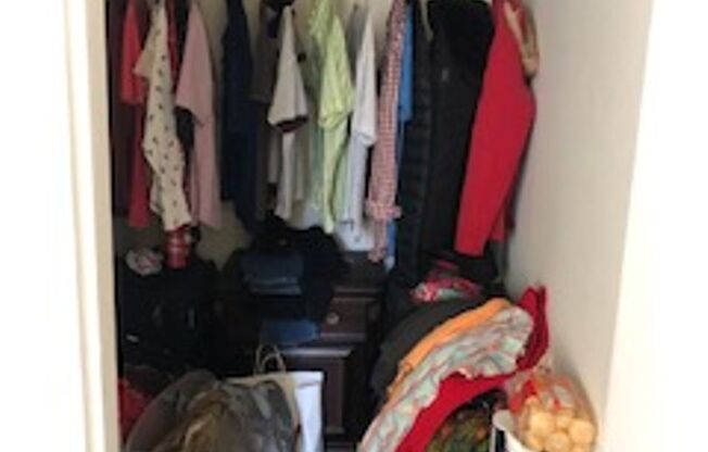 1 bed, 1 bath, 352 sqft, $1,050, Unit 102