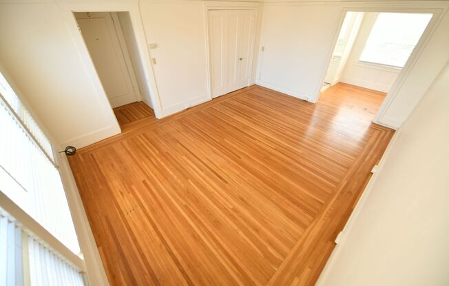 Studio, 1 bath, $1,895, Unit 06