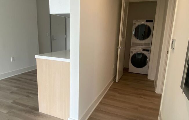 2 beds, 1 bath, 710 sqft, $3,295, Unit 418