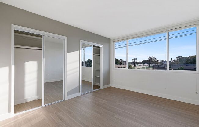 3 beds, 3 baths, 1,780 sqft, $5,750, Unit 204