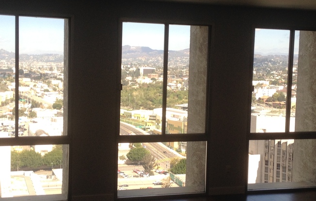 Studio, 1 bath, $2,350