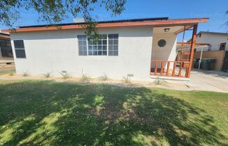 3 Bedroom 2 bathroom house loacated near the Kern Medical Hospital, East Bakersfield High, and a shopping center.