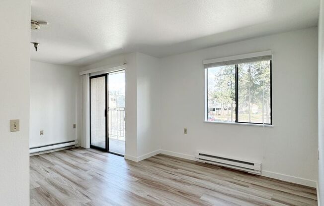 Studio, 1 bath, 480 sqft, $1,585, Unit 428