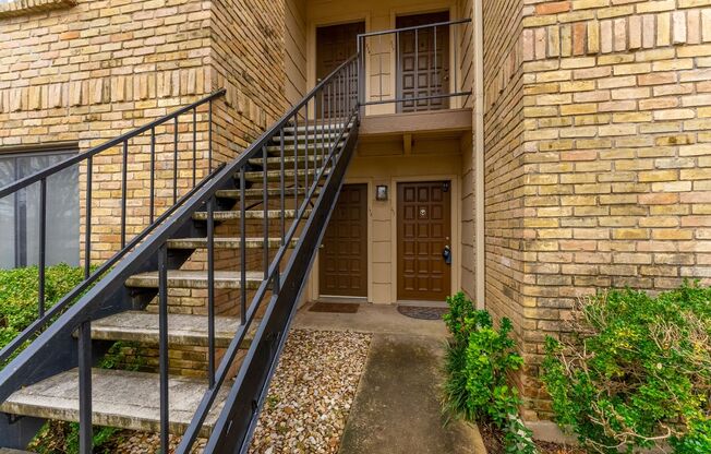 Chic 1-Bed Oasis: Your Gateway to Austin's Pinnacle Living! Luxe Granite, Stainless Steel, and Community Bliss Await – Schedule Your Tour Now