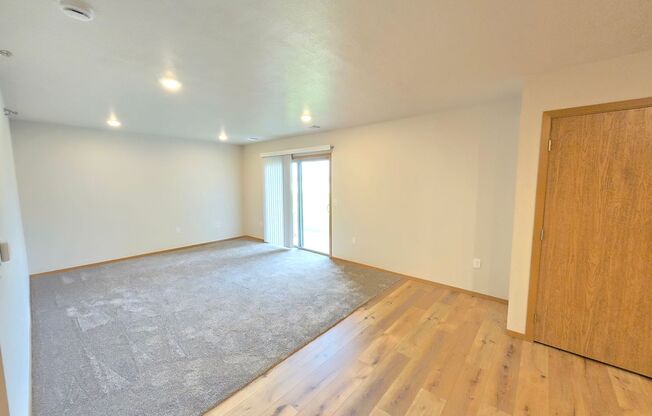 1 bed, 1 bath, 756 sqft, $1,150, Unit 3400  101