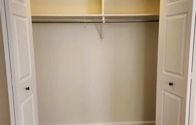 2 beds, 2 baths, 1,180 sqft, $1,965, Unit WI170H4
