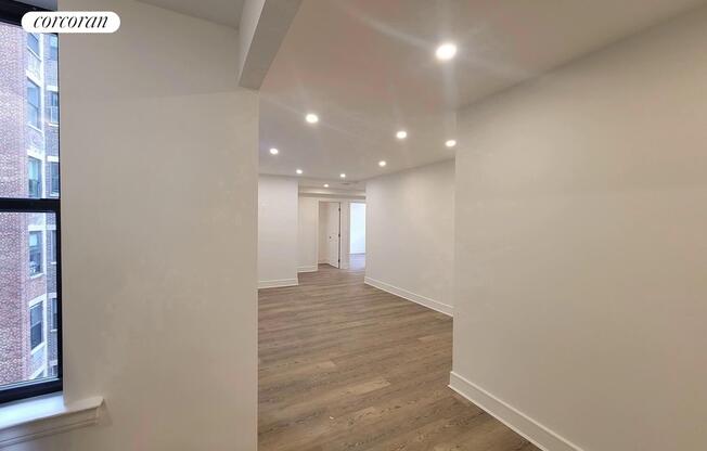 2 beds, 2 baths, 1,200 sqft, $7,500, Unit 11R