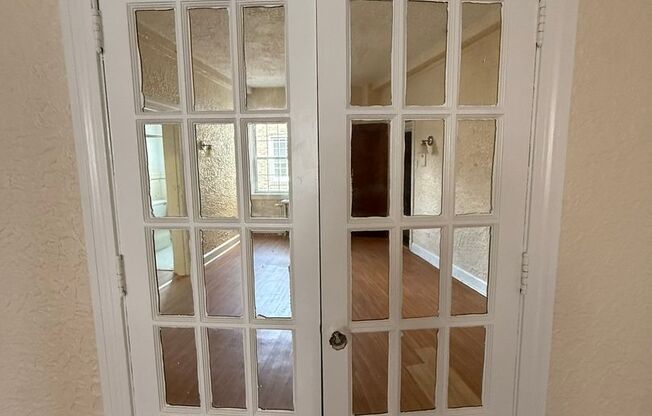 Studio, 1 bath, 308 sqft, $1,175, Unit Bayard Manor 301