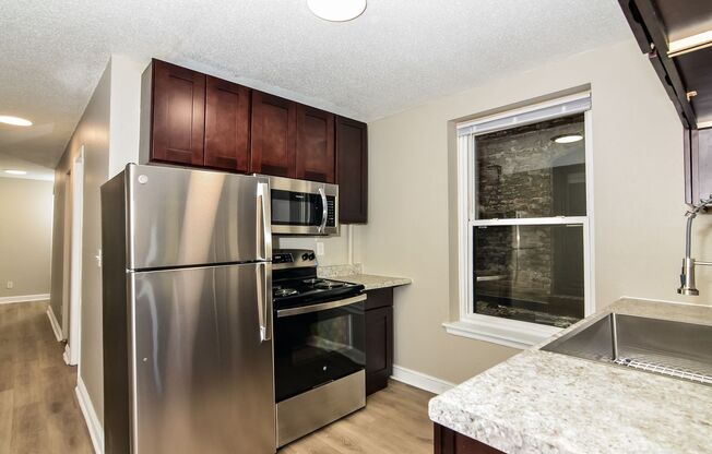 1 bed, 1 bath, 655 sqft, $1,145, Unit 1406-01