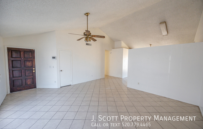 5238 N 74 DR