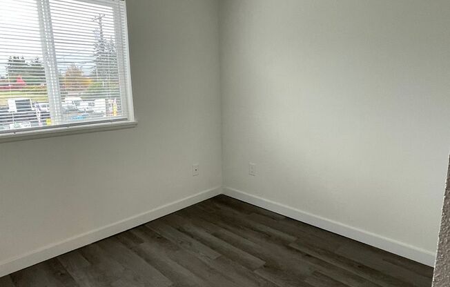 Studio, 1 bath, 288 sqft, $1,225