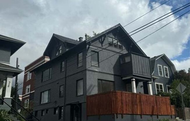 1bd/1ba Seattle House