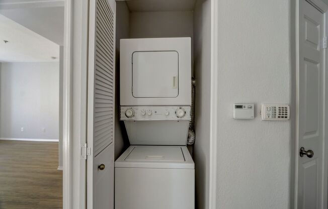 1 bed, 1 bath, 774 sqft, $2,848, Unit 114