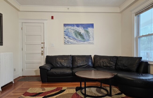 3 beds, 2 baths, 1,141 sqft, $3,900, Unit 2