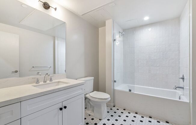 1 bed, 1 bath, 773 sqft, $3,350, Unit 708