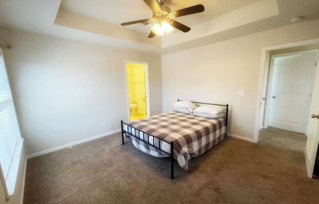 2 beds, 2.5 baths, $1,750