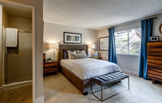 2 beds, 2 baths, 1,015 sqft, $2,795, Unit 216