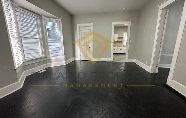 Charming 2-Bedroom Home with Modern Finishes, Detached Garage & Fenced Yard – Near Westside Gem!