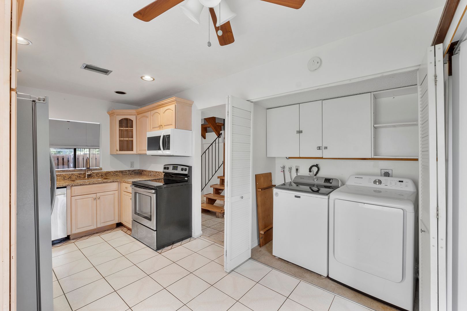 8026 SW 22 CT