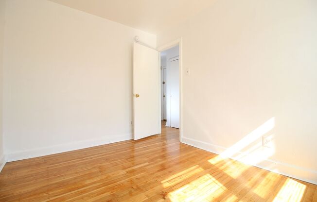 1 bed, 1 bath, $1,475, Unit #E309
