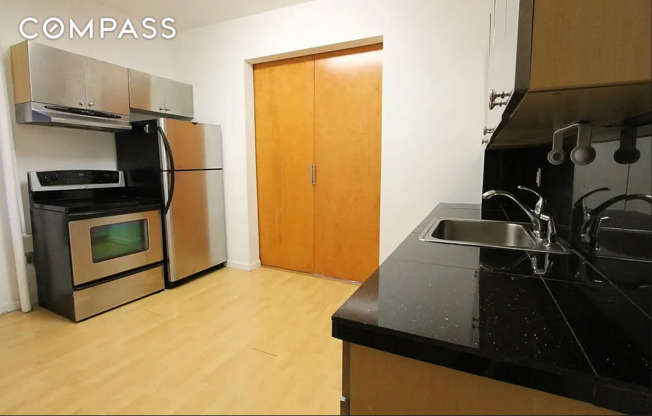 1 bed, 1 bath, $3,200, Unit 3A