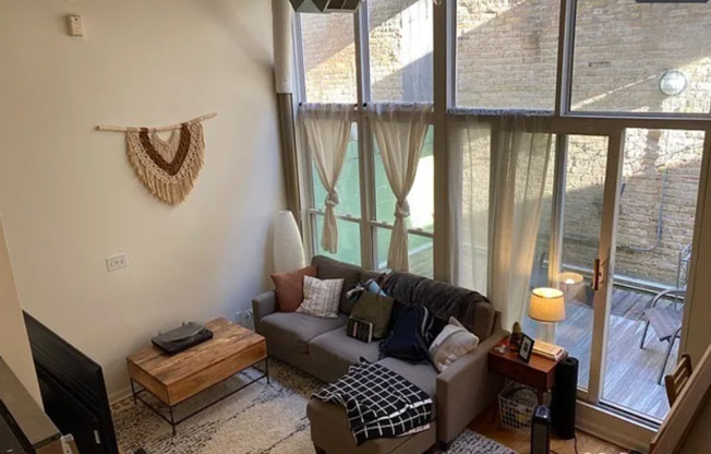 1 bed, 1 bath, 650 sqft, $1,945, Unit 121
