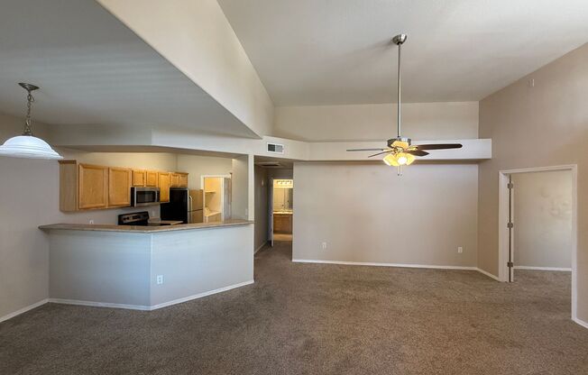 2 beds, 1 bath, $1,395, Unit # 2029
