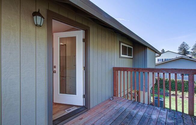 Spacious 4bd 2.5ba Home - Avail. Now!