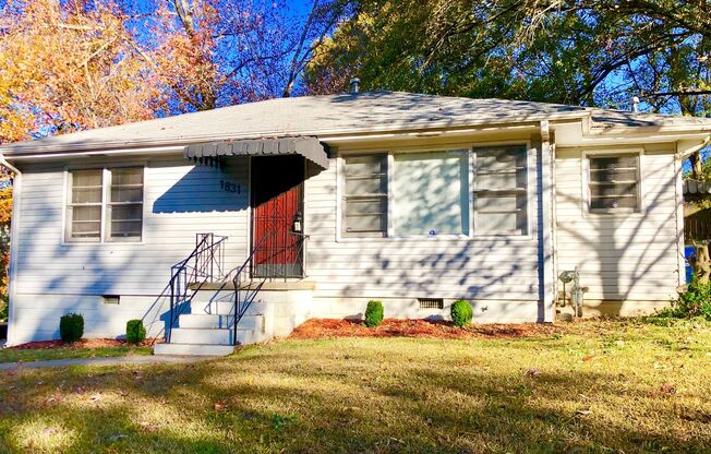 3 Bed 1 Bath in East Point!!