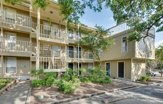 K226 - Treehouse #205