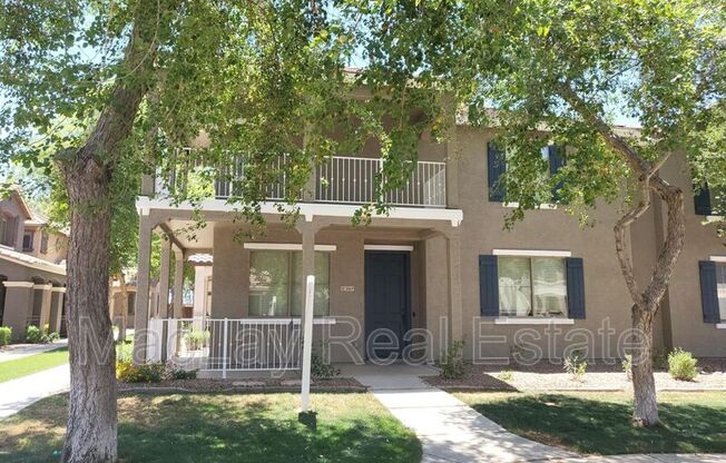 3869 E SANTA FE LN