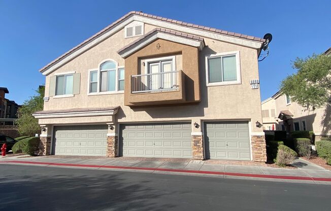 2 bed townhome in Henderson