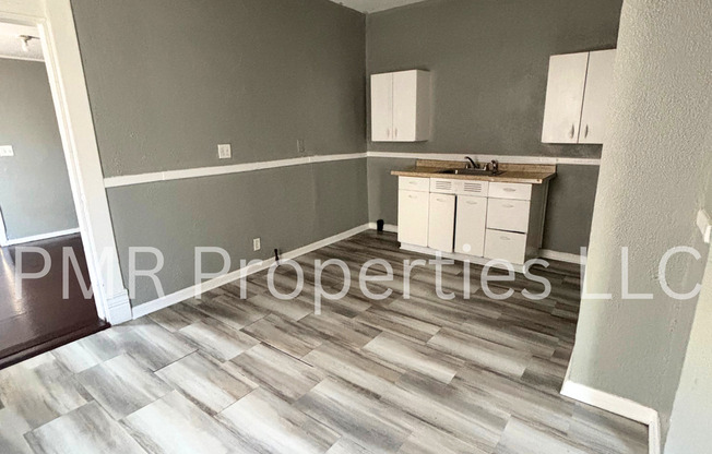 908 Richardson Street