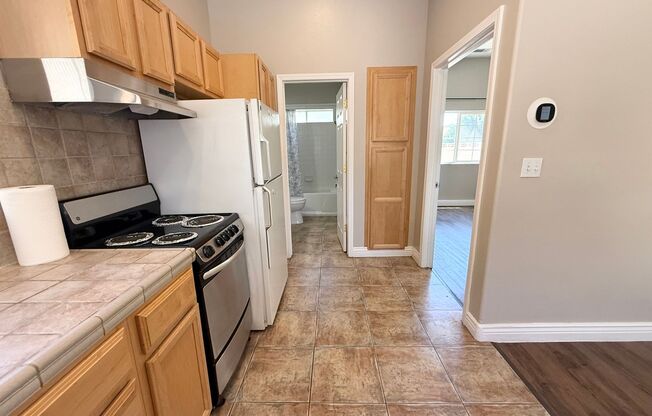 1/BD 1/BA COZY CASITA W/ UTILITIES INCLUDED