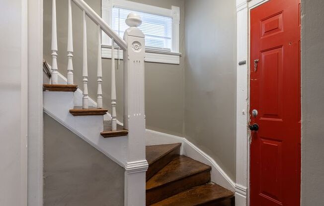 3 Bedroom Midtown Home!