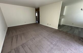 2 beds, 2 baths, $3,095, Unit # 16
