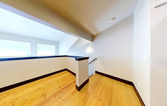 Studio, 1.5 baths, 849 sqft, $1,645, Unit 950-206